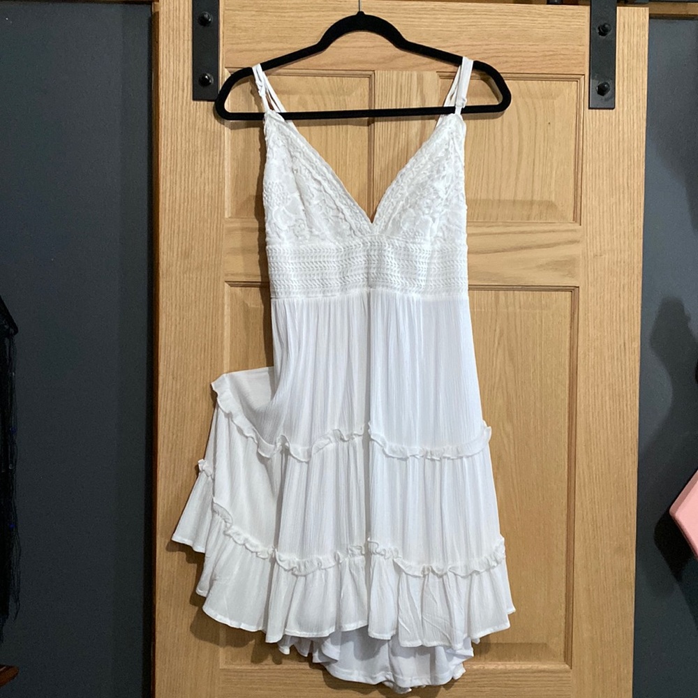 Mini sun dress. White